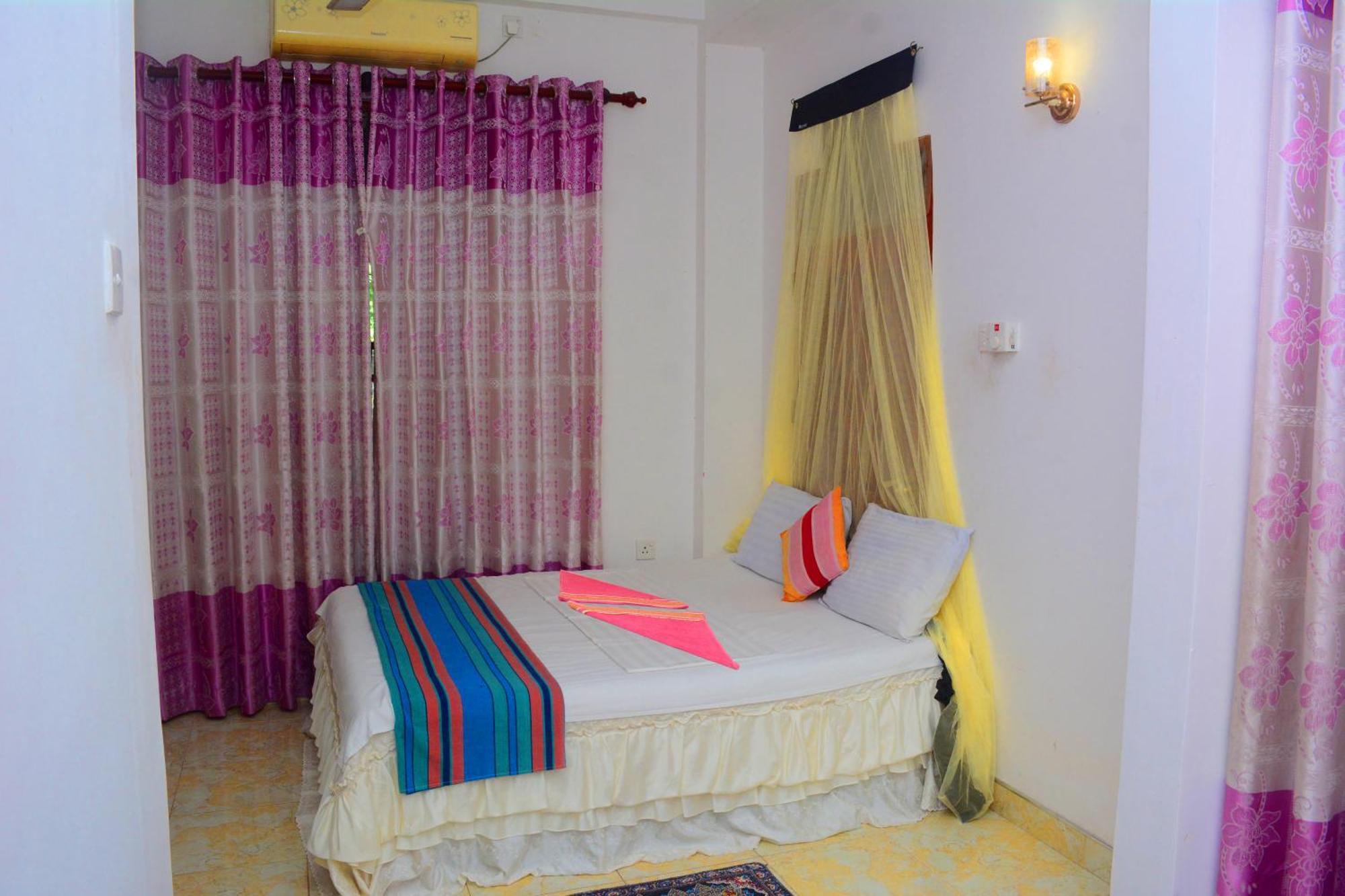 Tissa Rainbow Guest & Yala Hotell Tissamaharama Exteriör bild